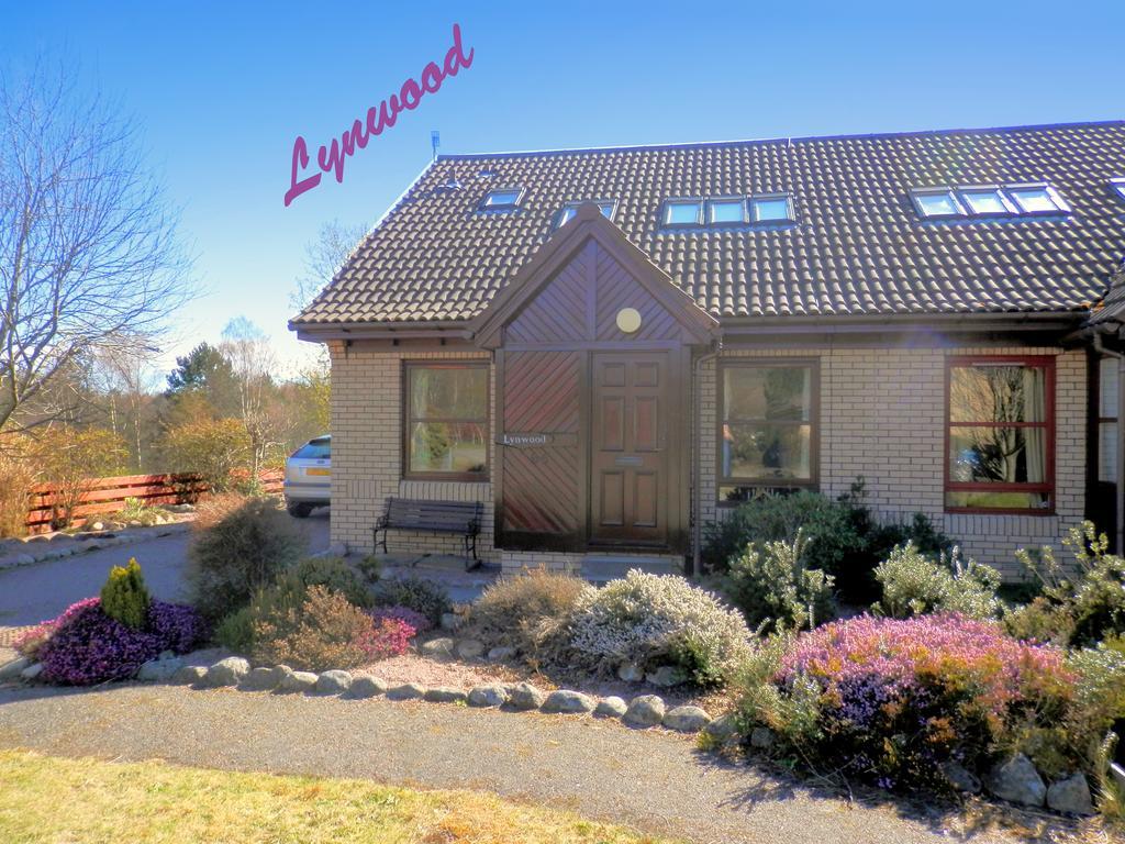 Cairngorm Highland Bungalows Aviemore Exteriör bild